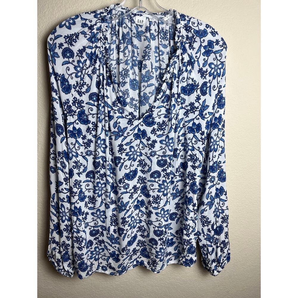 GAP | Women's Size L V-Neck  Ruffle Neck Long Sleeve Blue Design Blouse